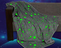 Modern Anti-Static Nonwoven 100% Polyester American Style Flannel Throw Blanket Luminous Glow-in-the-Dark Ring Four Seasons Use