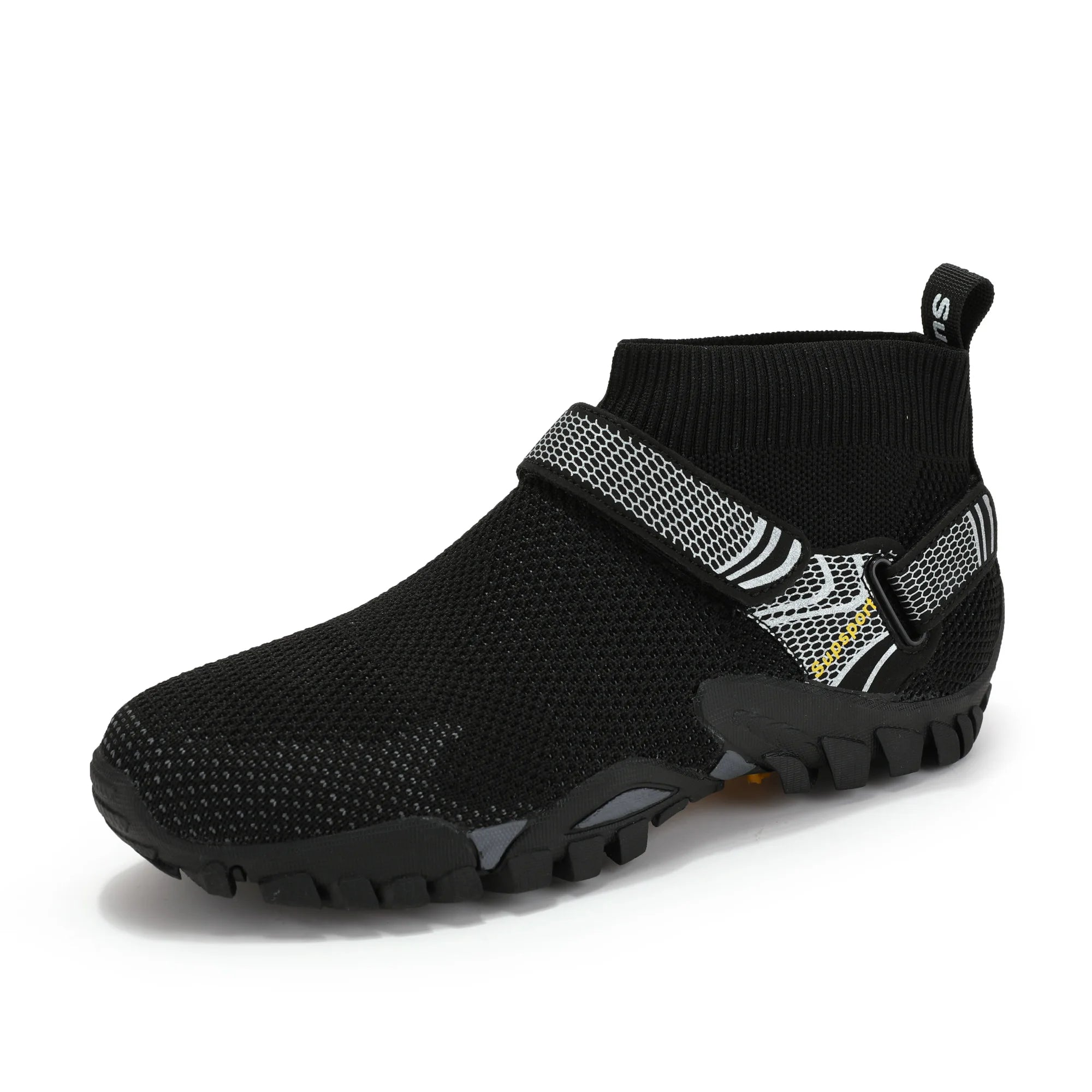 Men Outdoor Climbing Shoe Light-Weight Hiking Shoe Breathable Quick Drying Aqua Flyknitting Shoe Factory Directly Sales