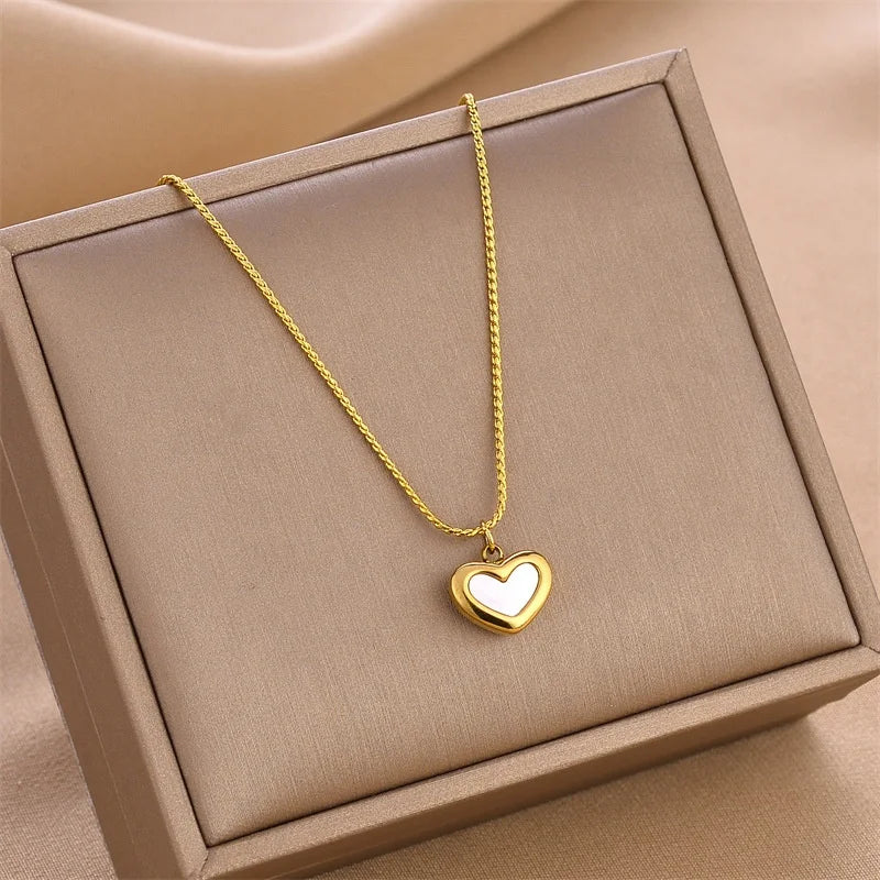 Girls Cute Shell Love Heart Necklace INS Hot 14K Gold Plated Stainless Steel Necklace Women Jewelry Gift