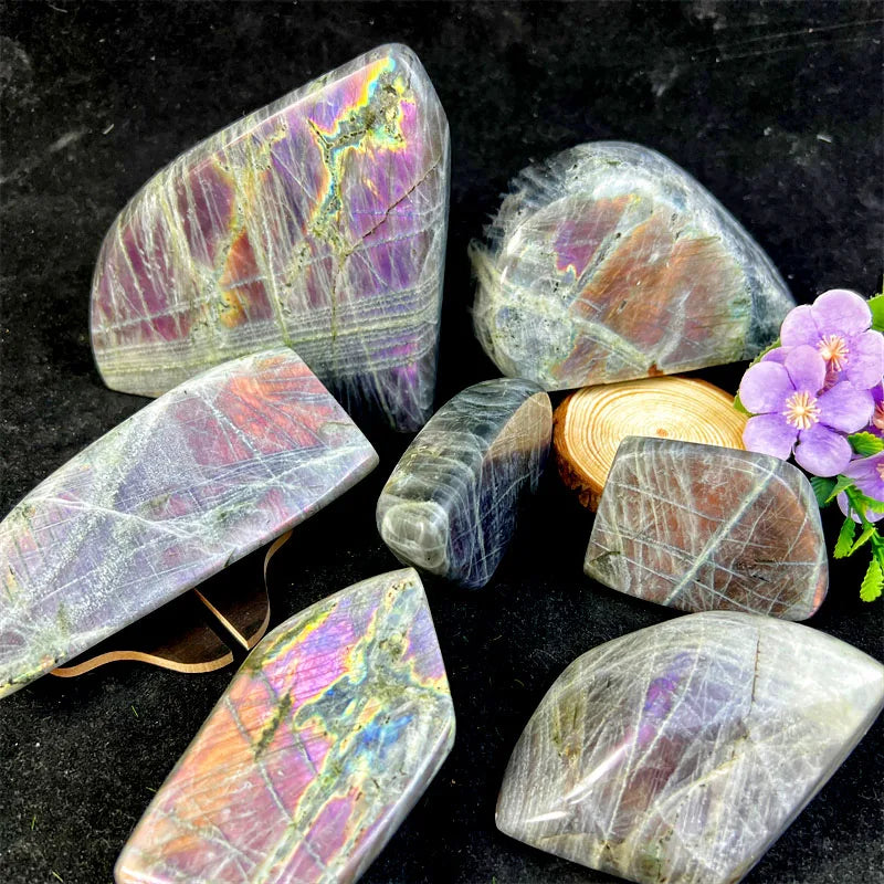 Wholesale Natural Crystal Meditation Polished Purple Light Labradorite Ornament for Gift