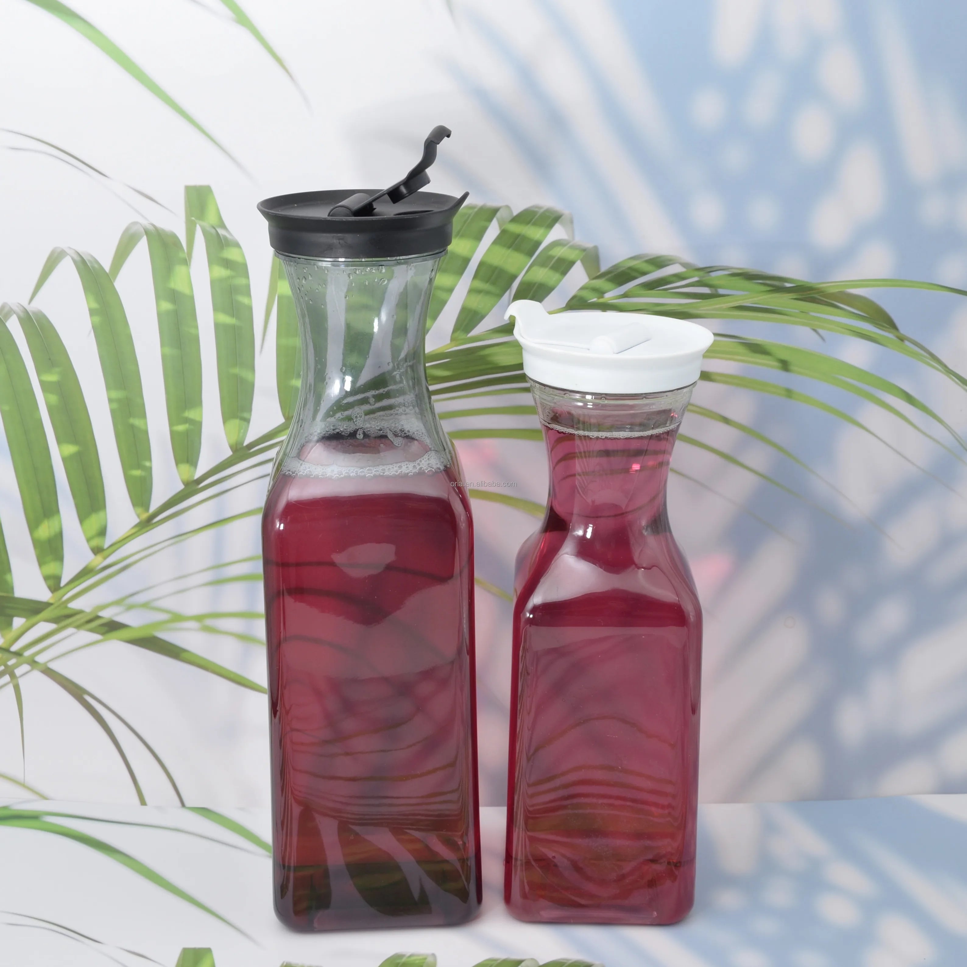 700ml 1L 1.5L  Empty Party Water Pitcher With Lid Plastic Jugs Narrow Neck Cold Drinking Beverage Bottle Mimosa Water Carafe