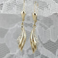 Huitan Glitter Girls Shiny Irregular Fish Tail Dangle Earrings Gold Zircon Macro Pave Beautiful Fashion Earrings Women
