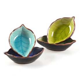 Hot Selling Porcelain Food Dish Small Japanese Style Restaurant Dinning Leaf Shape Stoneware Dish Soy Sauce Dish Ceramic