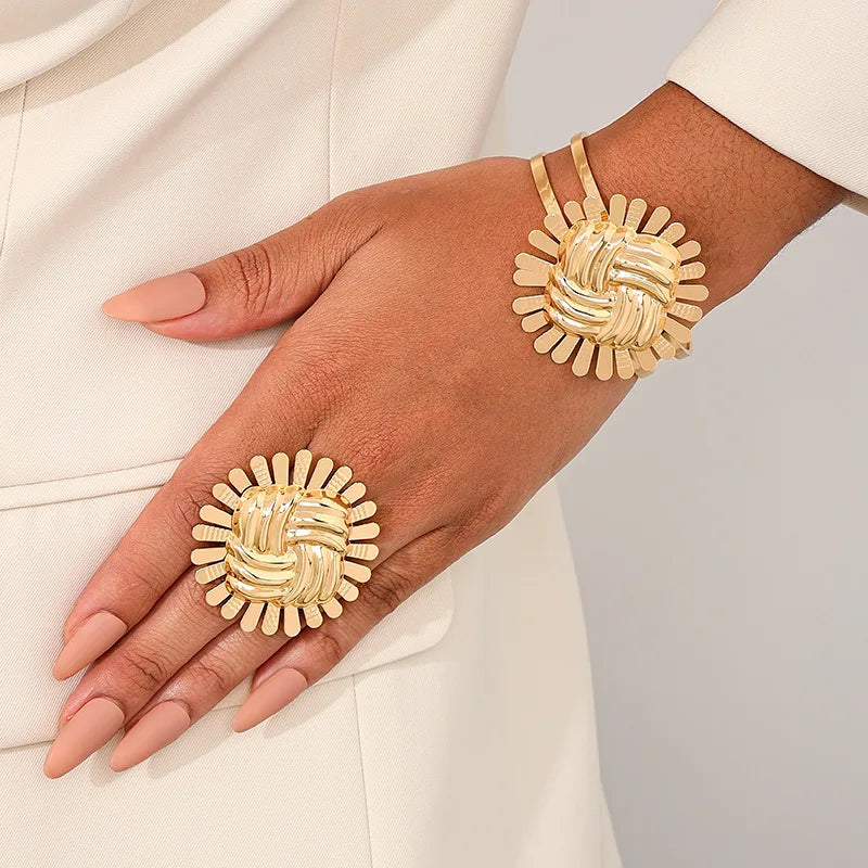 Jachon Fashion Geometric Gold Sunflower Shape Bracelet Ring Set for Women Zinc Alloy Cuff Bracelet Ring Jewelry