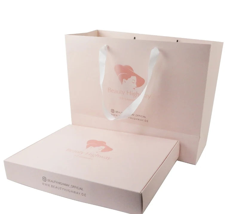 Luxury Customized Recyclable Paperboard Art Shopping Bag Gold Foiled Logo Spout Top Handle Offset Printed for Shoes Fur