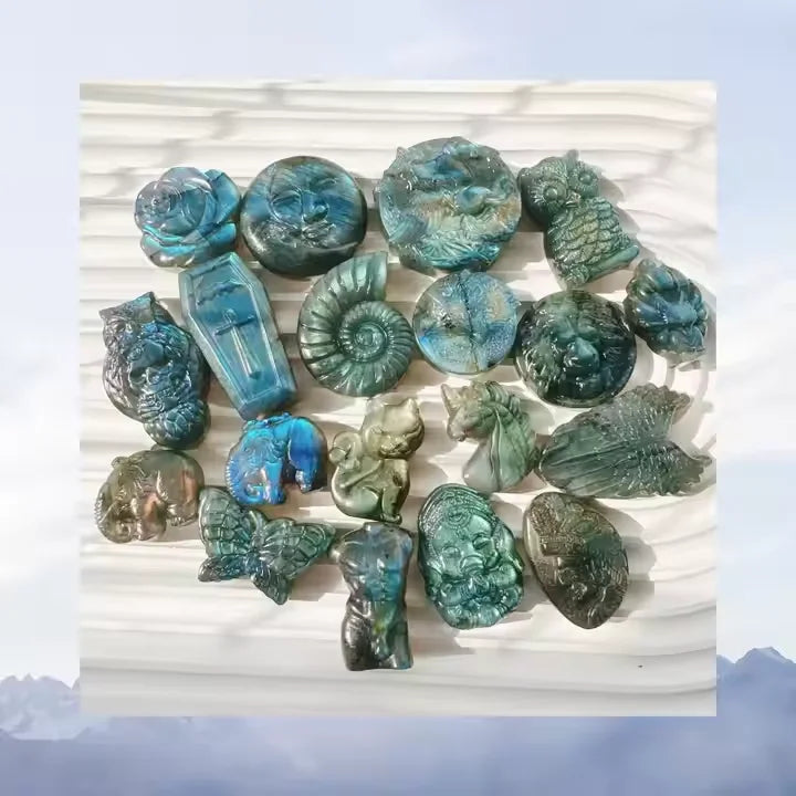 Factory Wholesale Natural High Quality Hand Carved Different Labradorite Animal Sculptures Crystal Carving for Decoration
