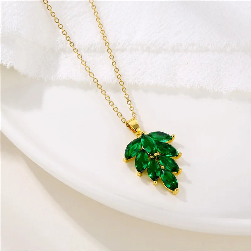 SC Minimalist Diamond Necklace Jewelry Green Leaves Zircon Pendant Necklace  Crystal Stainless Steel Dainty Necklace  for Women
