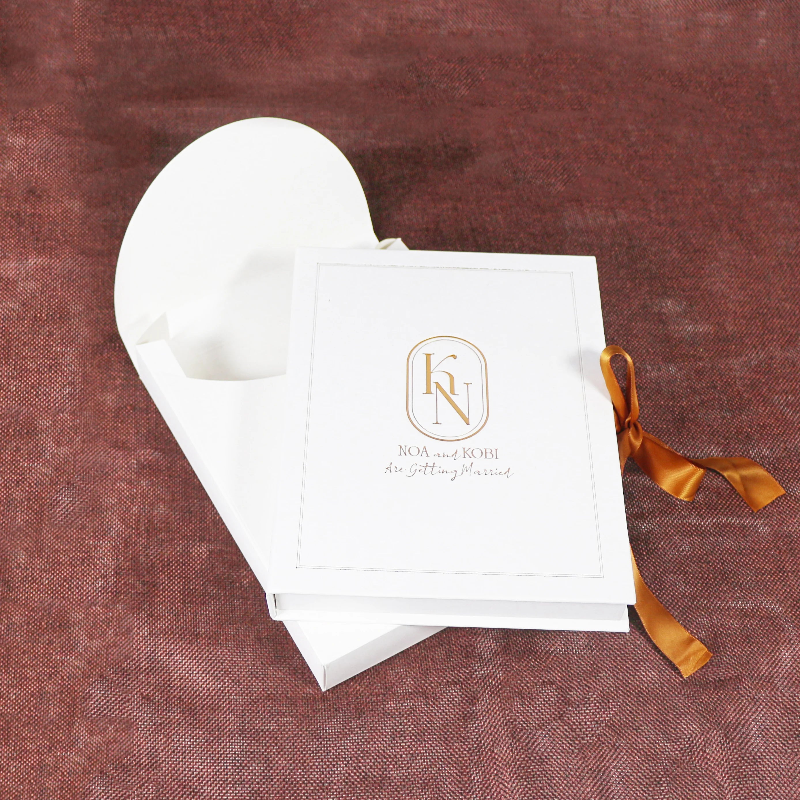 Hottest Classic Vintage Textured Paper Wedding Invitation Box With Ribbon Luxury Copper Foil Clear Acrylic Invitation