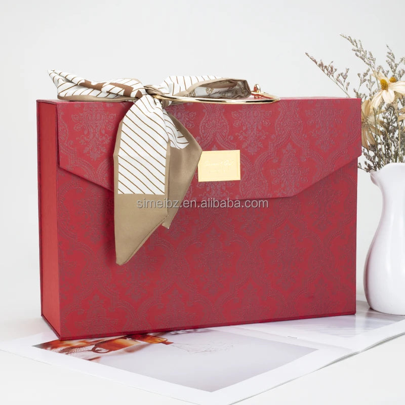 Luxury Magnetic Gift Box Rigid Cardboard Sponge Lining Recycled Materials Matt Lamination Custom Size CMYK Offset Printing