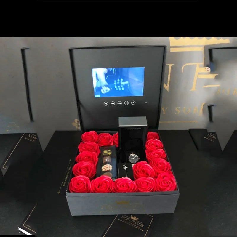 7inch Screen 2GB Memory I Love You Video Rose Box With Chocolate