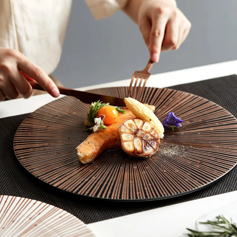 Elegant Floral Print Ceramic Dinner Plate Artistic Decorative Porcelain Serving Dish for Fine Dining and Events
