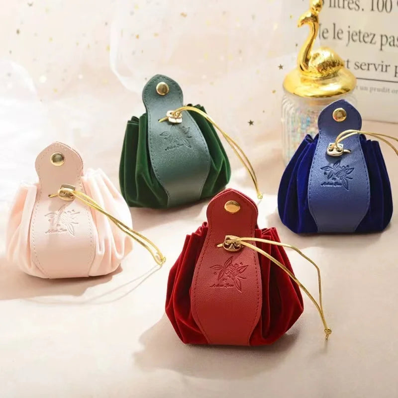 2023 New Design Leather Gift Candy Packing Bag Festival Favor Case Party Favor Case Wedding Packing Candy Bags
