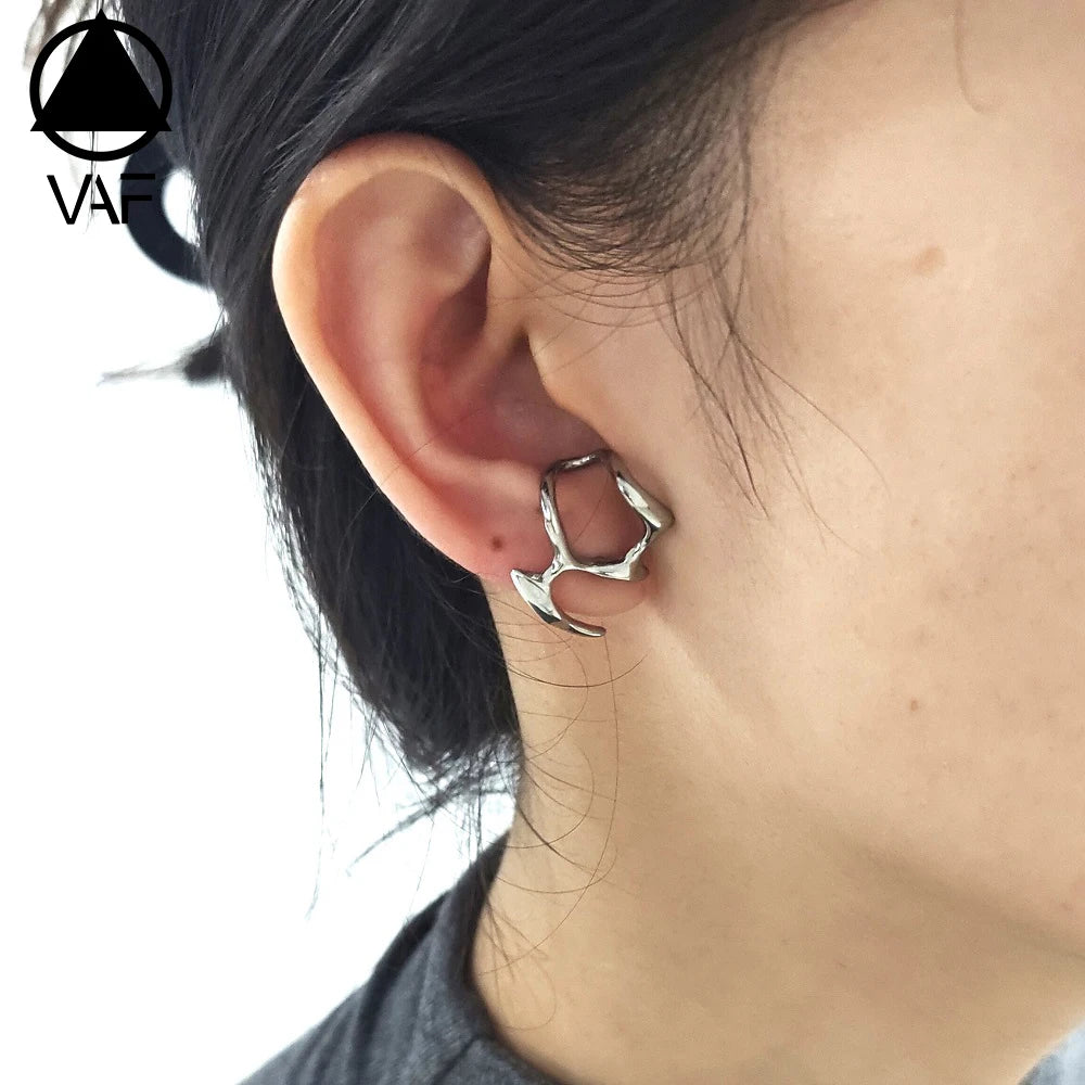 VAF New Design Stainless Steel Embedded Hollow Shaped Polishing Earrings Women Verblasst Nicht Not Allergic