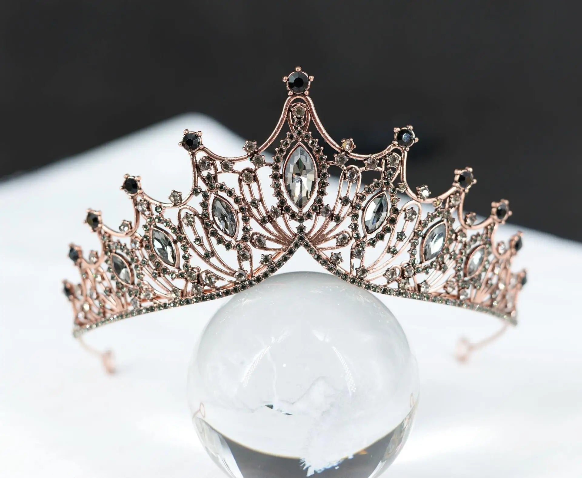 Crown Bridal Tiara Retro Headband Crystal Rhinestone Handmade Headband Crown Princess Birthday Party Tiara Fine Fashion Jewelry