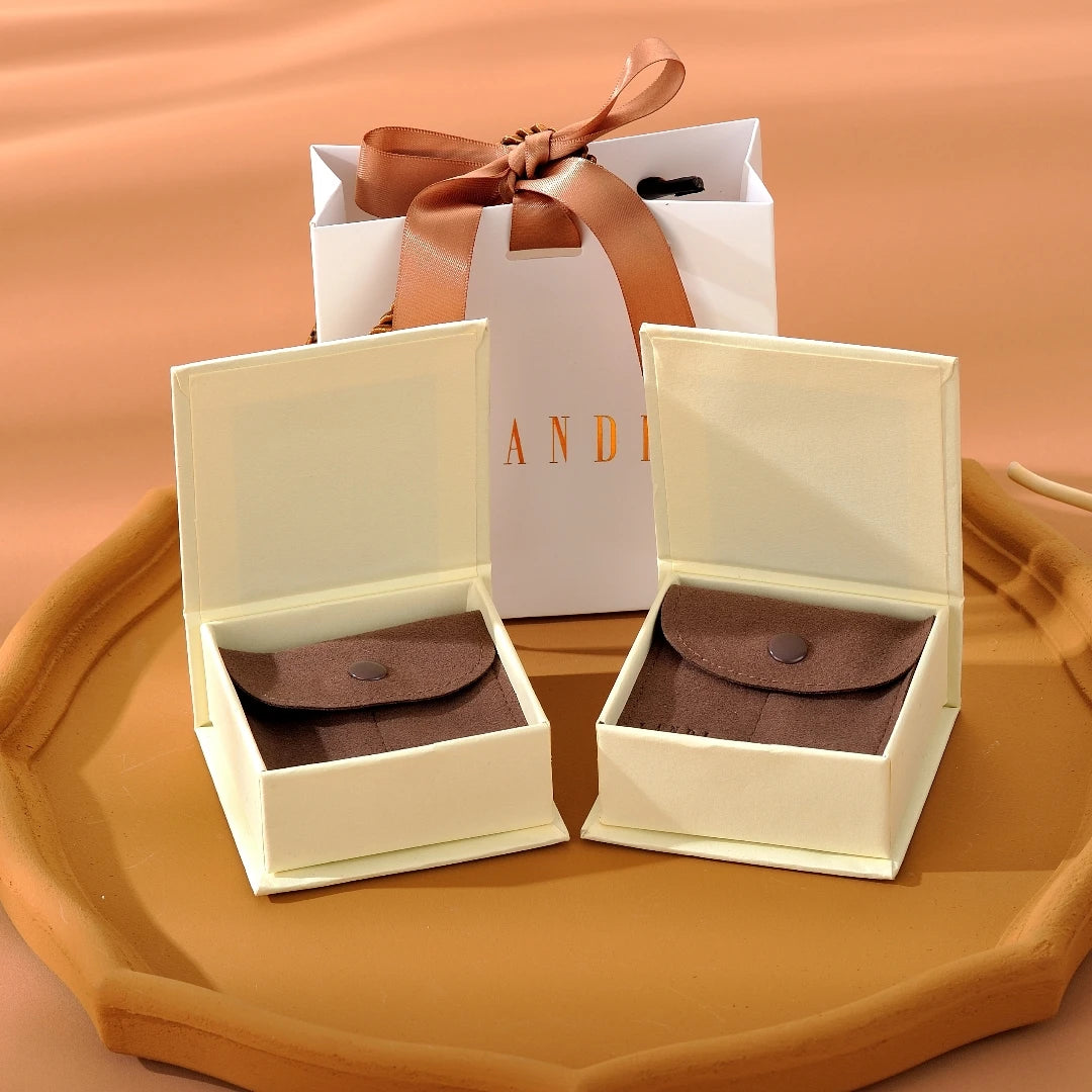 Custom Made Foldable Magnetic Cardboard Paper Dividers Gift Box Earrings Bracelet Necklace Jewelry Packaging Pouches