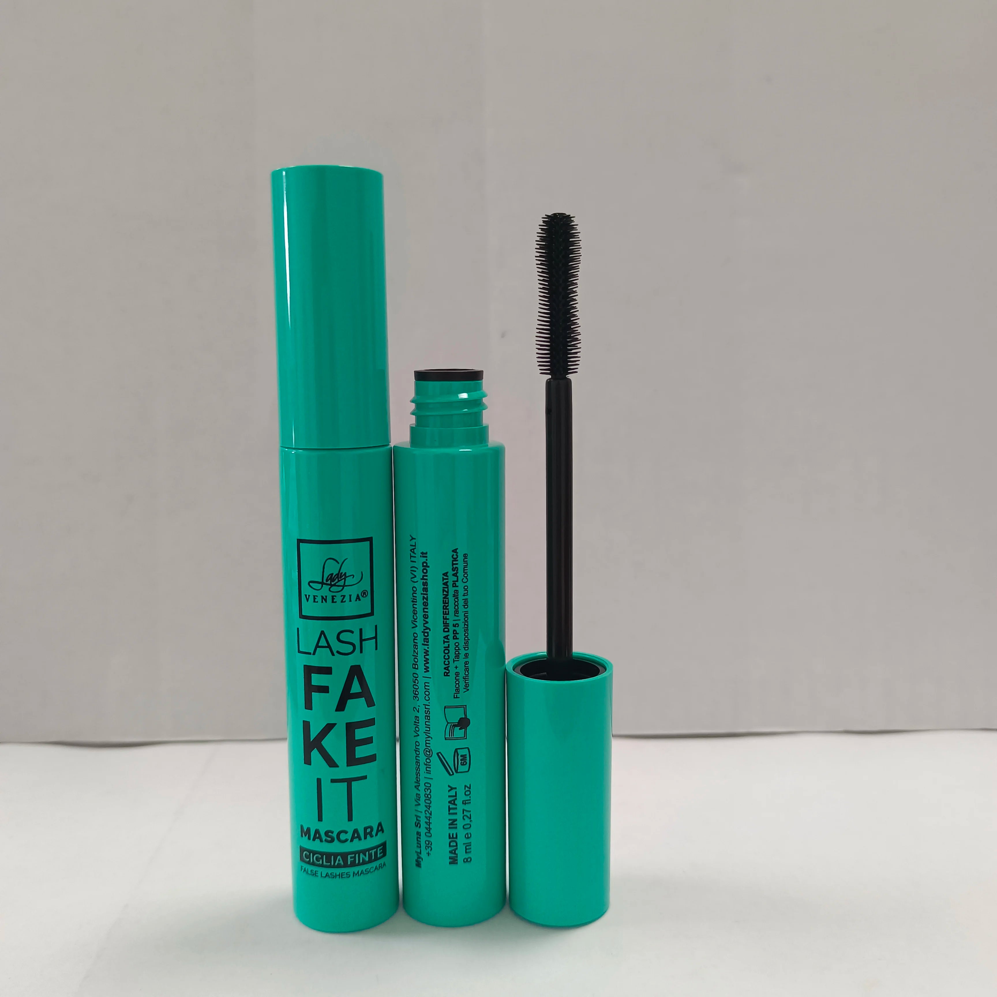 HUIHO Luxury Custom Plastic Container Private Label Empty Eyelash Mascara Vial for Cosmetics Use