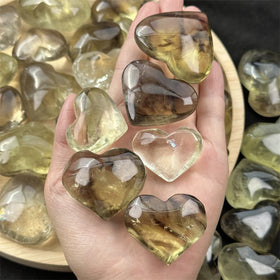 Wholesale Crystals Heart Carvings love Palm Polish Citrine Heart for Decorate