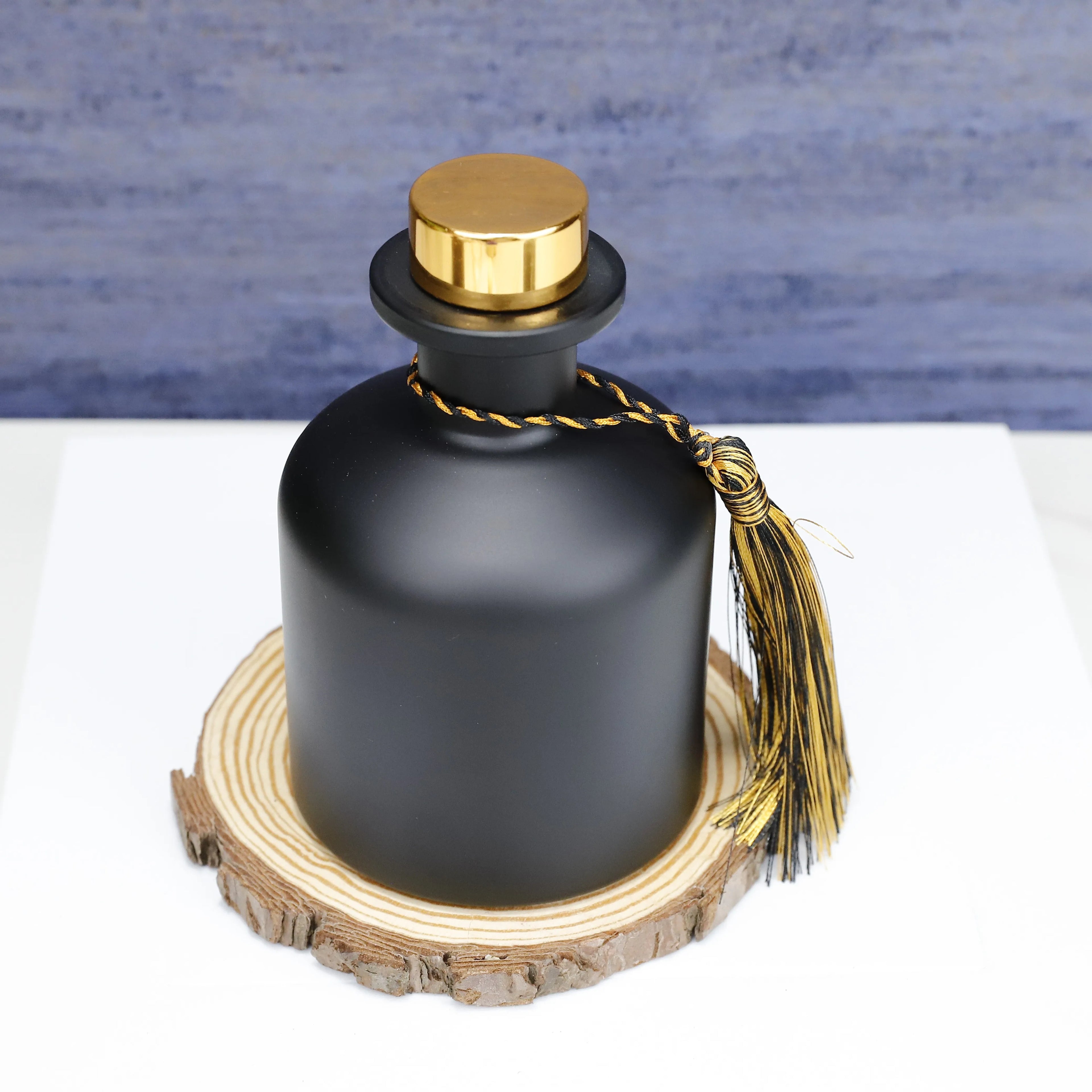 S Moon Frosted Black Belly 100ml Air Fresher Aroma Diffuser Bottles with Cork