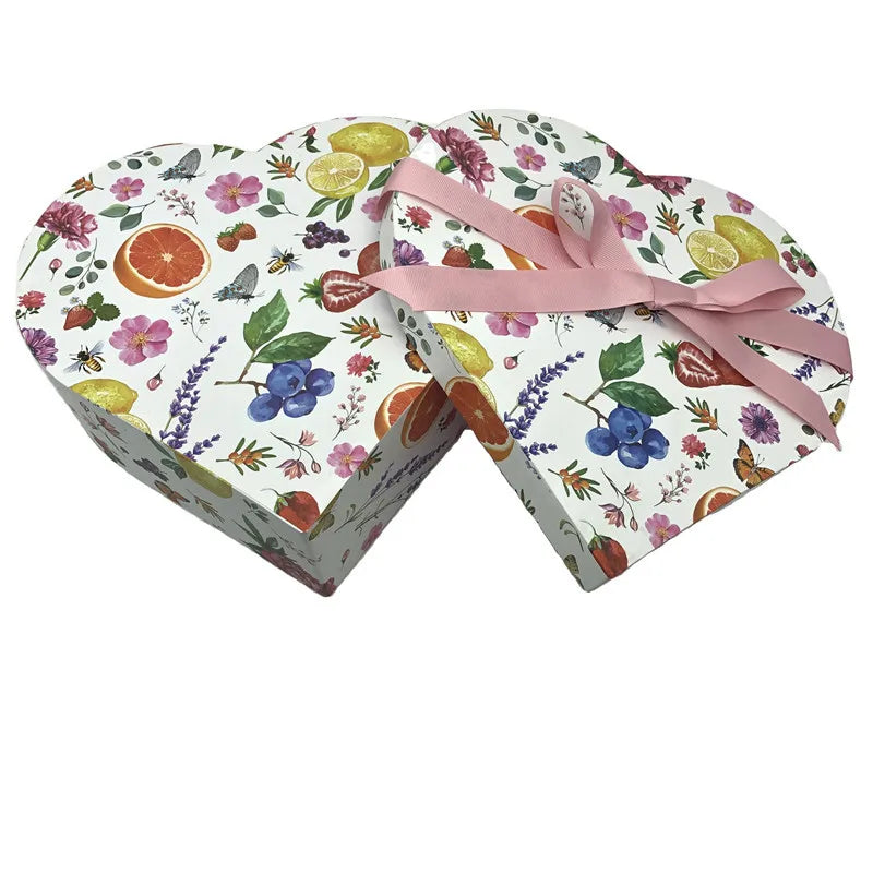 Wholesale Valentine Packaging Gift Box With Varnishing UV Coating Recycled Material Heart Shape Boxes for Creative Gift