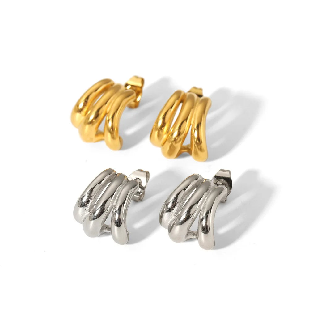 Waterproof 18k Gold Plated Pvd Stainless Steel Earrings High Smooth Banana Shaped Smooth Texture Fruit Stud Earring for Women