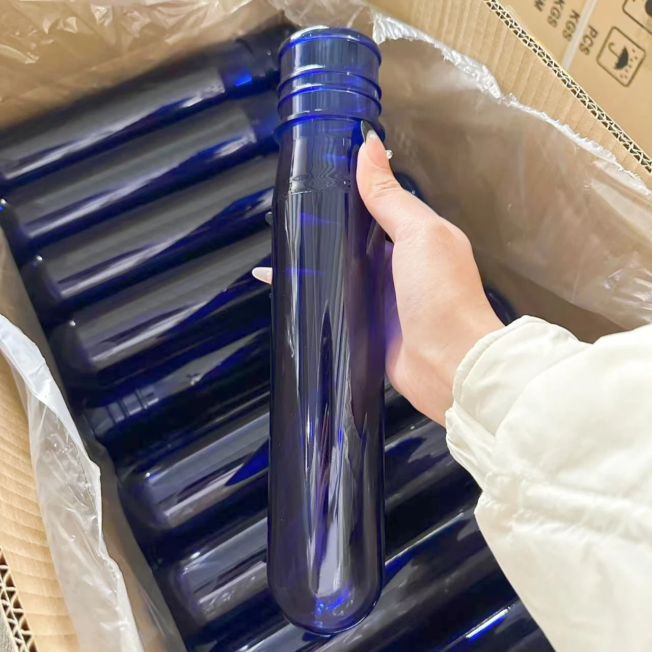 Taizhou  Manufacture  55mm  Pet Preform 350g  Plastic PET Preforms 5 Gallon Preform for 10L 15L Bottle