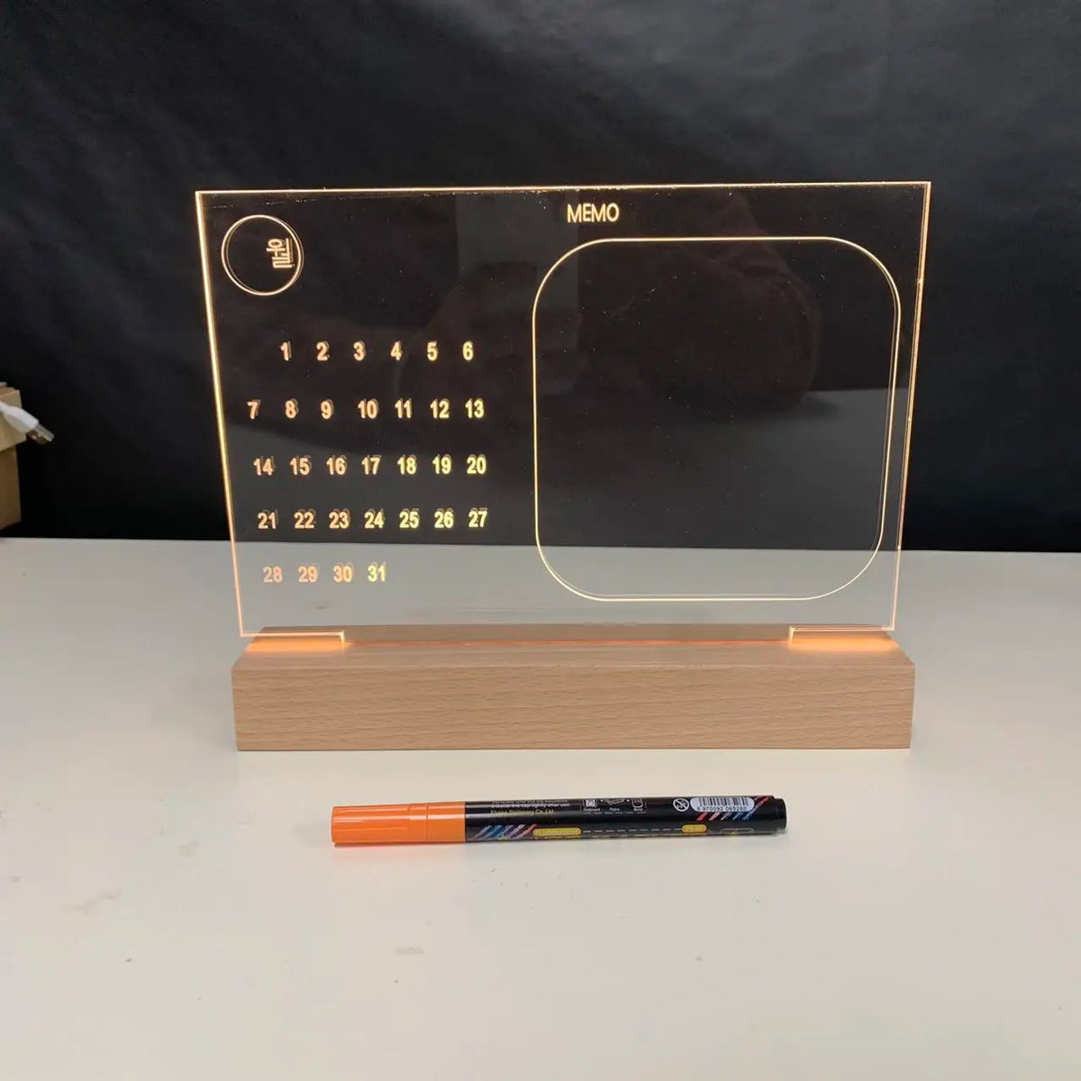 New Style Calendar Acrylic Note Board Night Light With Battery Powered Wooden Base Lamp LED Message Board