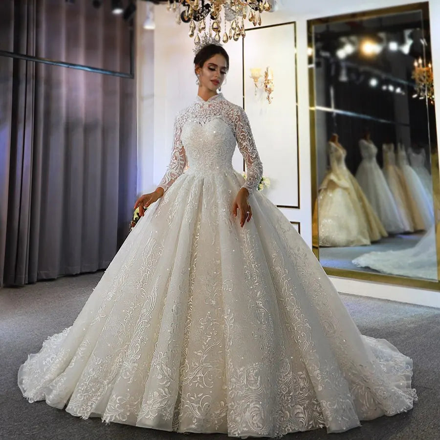 NS3765 Gorgeous Women Wedding Dress for Fairy Bride Pearls Floral Lace Milk Tulle Skirt