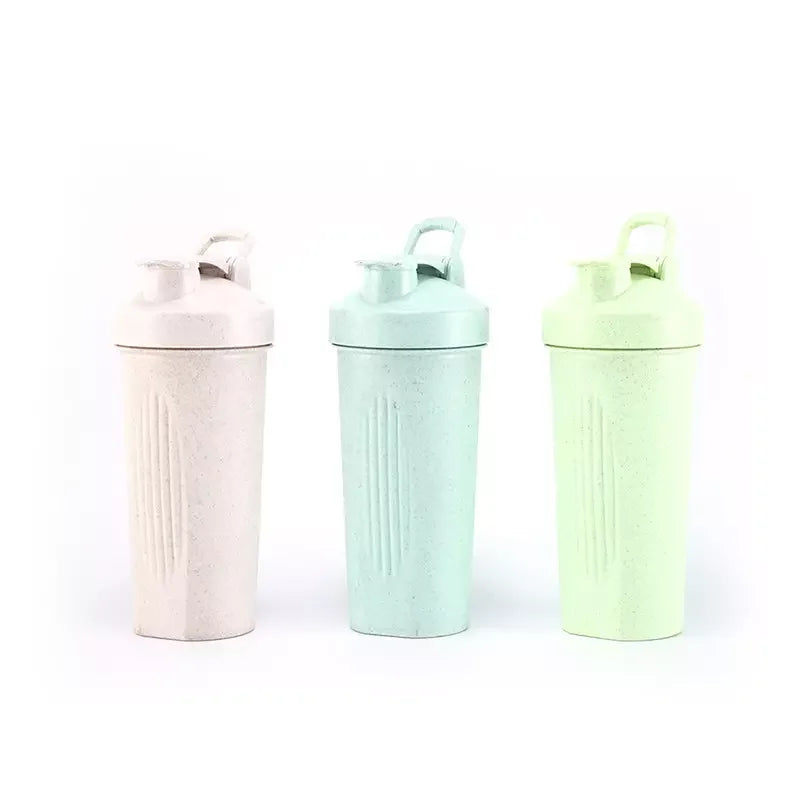 20oz/600ml Eco-friendly Durable Portable Direct Drinking Protein for Shaker Bottle Hand Grip for Workout Camping Gym Custom