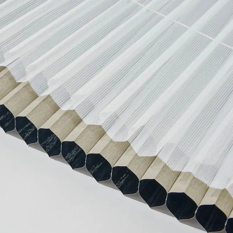 Modern Design UV-Resistant Waterproof Light-Blocking Honeycomb Blinds Insect Resistant 5 Year Warranty Bathroom Living Room