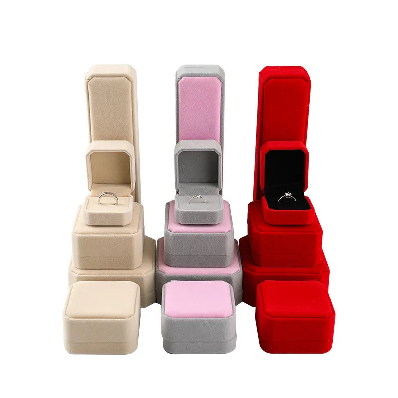 Wholesale Jewelry Packaging Ring Earrings Necklace Pendant Bracelet Flannel Velvet Jewelry Box for Women