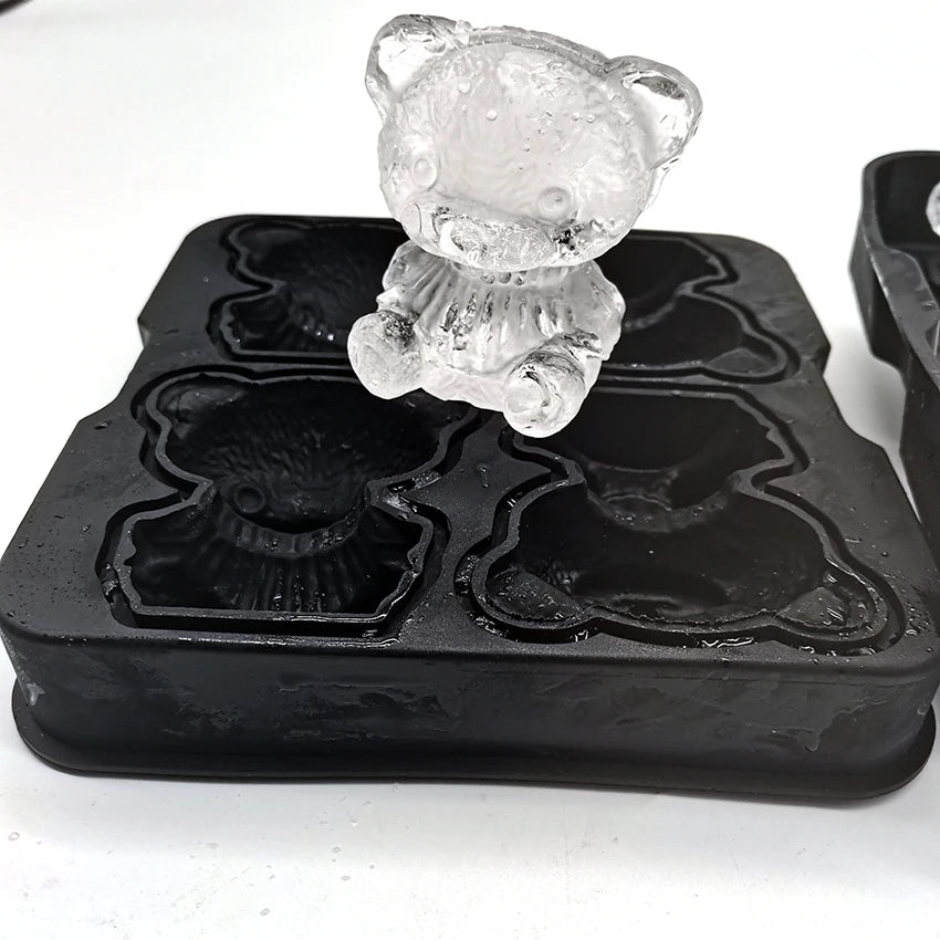 Factory Manufacture 2022 Novelty Bear Design 3D Ice Cube Mold Best Selling Bear Shape Ice Making Tray for Whisky and Cocktail