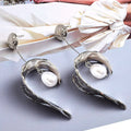 Wholesale Creative Alloy Sparkling C-shaped Earrings with Exaggerated Geometric Irregular Long Pearl Pendant Ear Jewelry