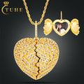 Factory Wholesale Memorial Picture Necklace 40mm Gold Plated Brass AAAAA CZ Diamond Iced Out Heart Locket Custom Photo Pendant