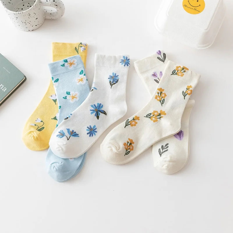 Wholesale Spring Floral Plant Pattern Socks Stylish Flower Cotton Crew Socks for Women