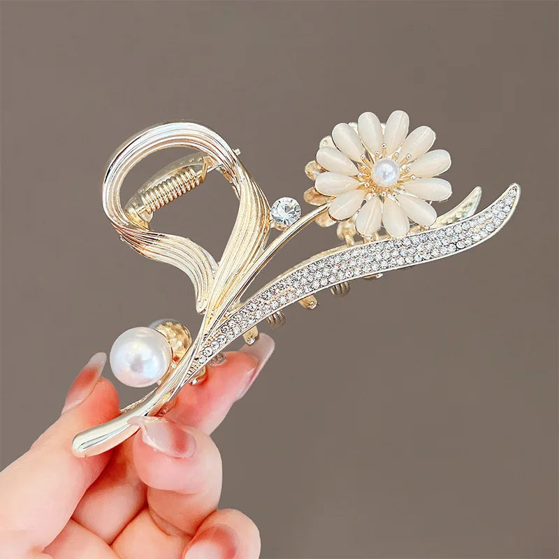 Large Diamond Opal Flower Hair Shark Clip for Women Girls Female Metal Elegant Ponytail Holding Shark Hair Claw