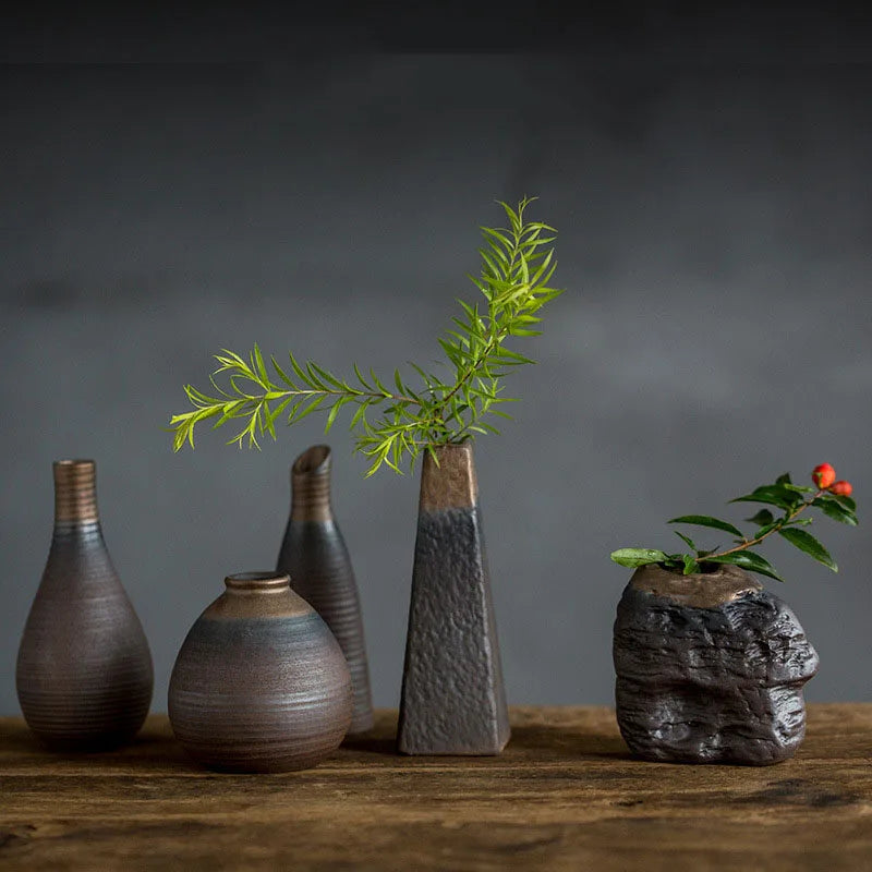 Home Decorative Stoneware Mini Flower Vase Japanese Handmade Ceramic Antique Zen Floret Mini Small Vases