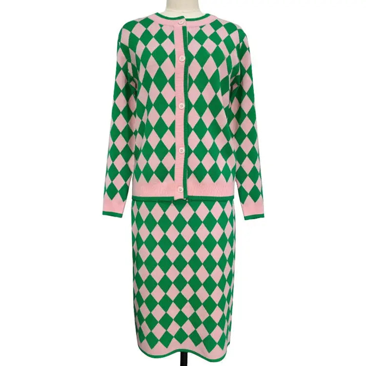 Factory New Knit Suit Fashion Round Neck Argyle Cardigan Sweater Women Long Pack Hip Two Piece Skirt Sweater Set