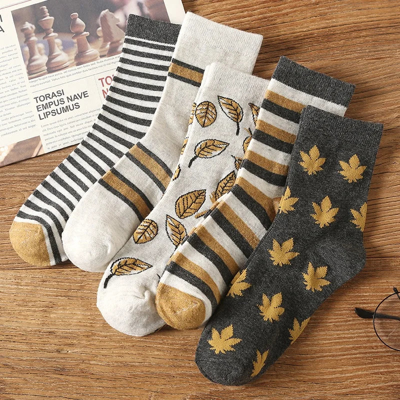 Wholesale Cheap Fashion Autumn Maple Leaf Stripe Socks Men Casual Fall Cotton Crew Socks Set