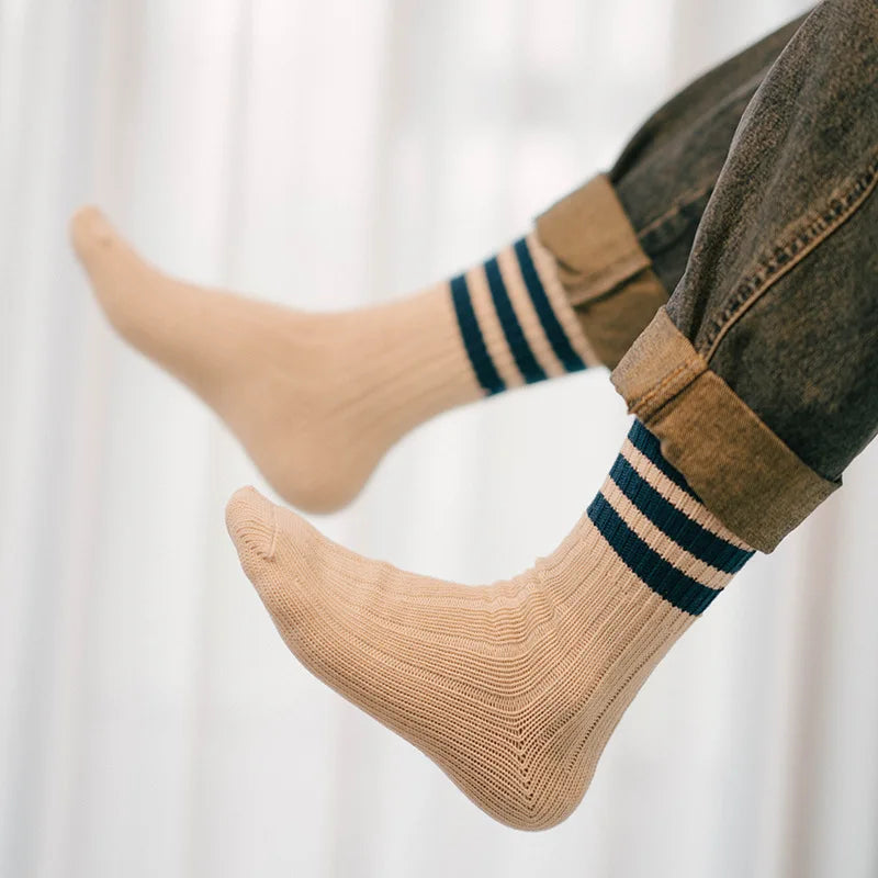 New Style Top Quality Men's Autumn Cotton Breathable Deodorant Casual Socks Chunk Thread Knitted Athletic 3 Stripes Crew Socks
