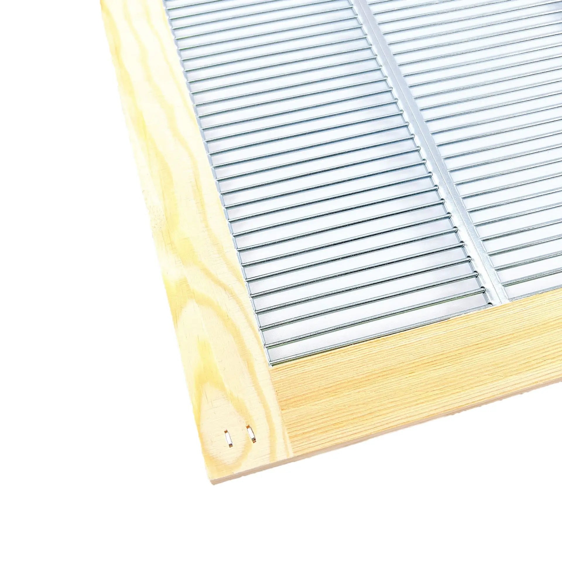 Queen Excluder for Beekeeping Timber-bound Essential Apiculture Tool Galvanizing Trapping Grid Net Metal Equipment New Condition