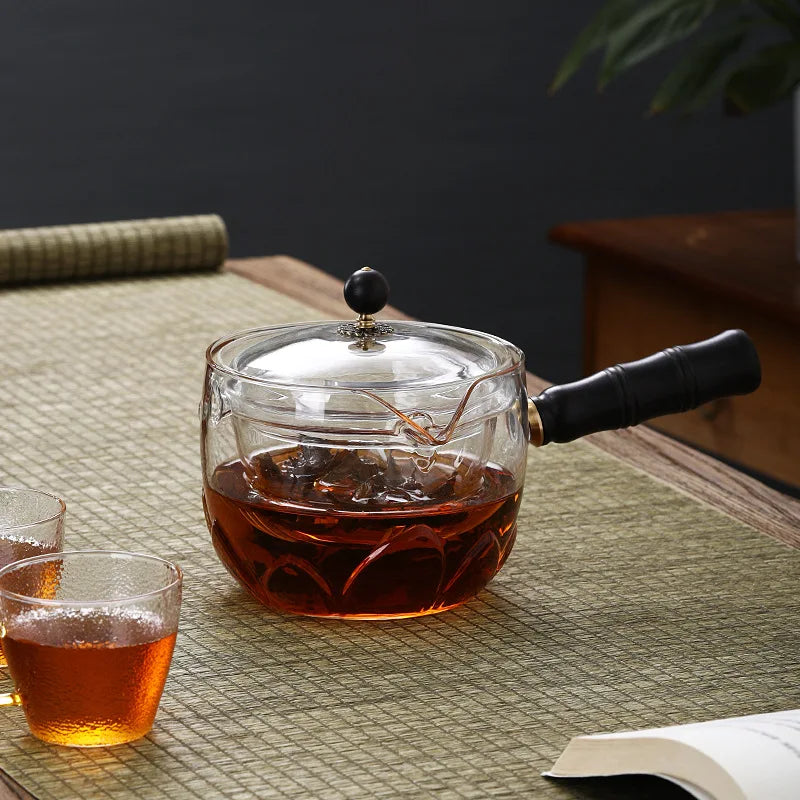 2023 New High  Borosilicate Glass Tea Pot With Removable Infuser and Wooden Handle