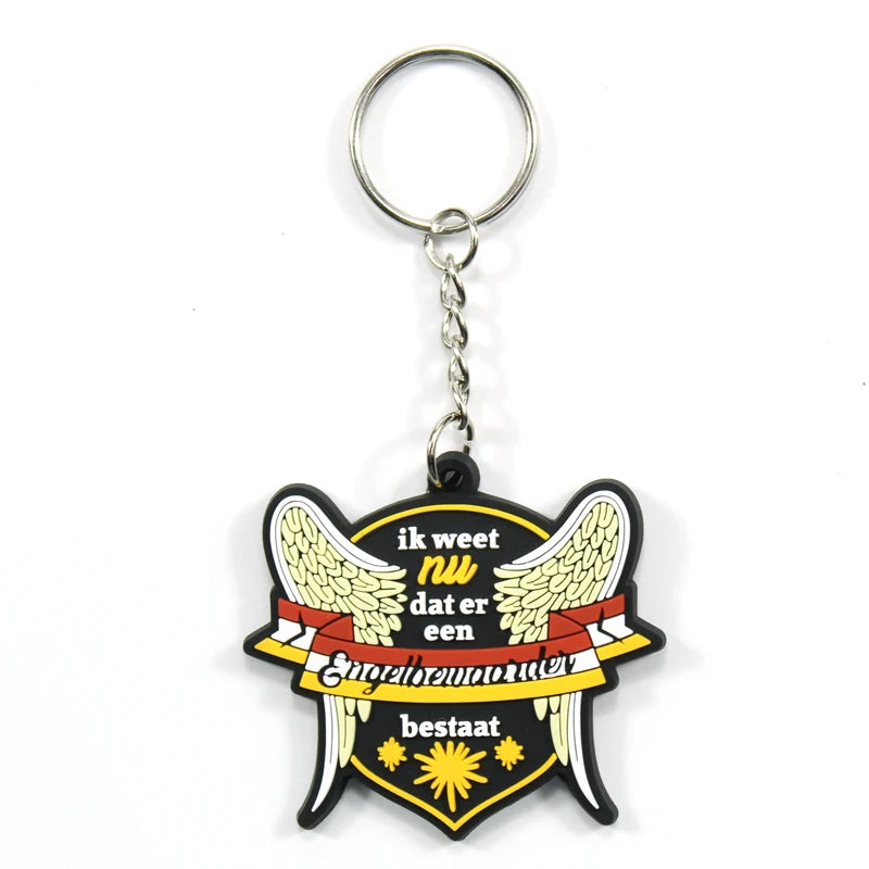 Fast Customization Rubber Keychain Hoofs Oeteldonk Embleem Engelbewaarder Soft Pvc Keychain Silicone Key Chain