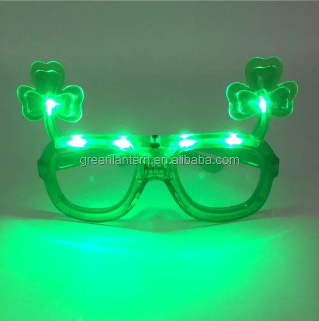 LED Neon Shamrock Flashing Glasses 6 Green LED Party Favors 10cm Luminous Party Decorations for St. Patrick's Day