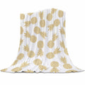 Elegant Comfort Velvet Touch Ultra Plush Christmas Holiday Theme Printed Fleece Throw Blanket for Winter Bedding Home D��cor