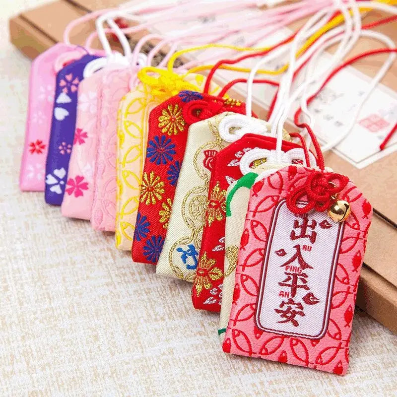 Traditional Omamori Dispel Misfortune Lucky Cat Keychain Key Holder Car Bag Pendant Cute Peaceful Amulet Key Chain Prayer Sachet