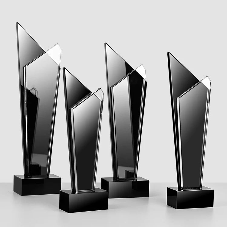 New Customized Unique Crystal Clear Awards Customized peak  Engraving Logo With Black Base