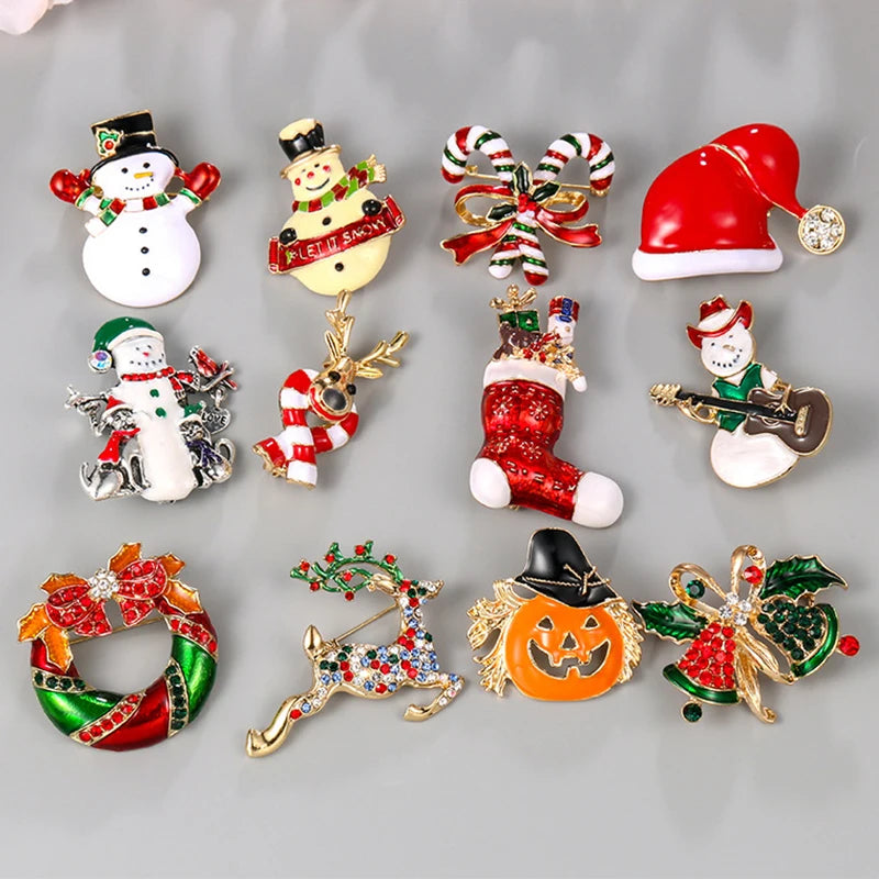 Manufacturer Luxury Merry Christmas Gift Tree Reindeer Custom Enamel Hat Clothes Tie Scarf Button Pin Badge Lapel Pins Brooch