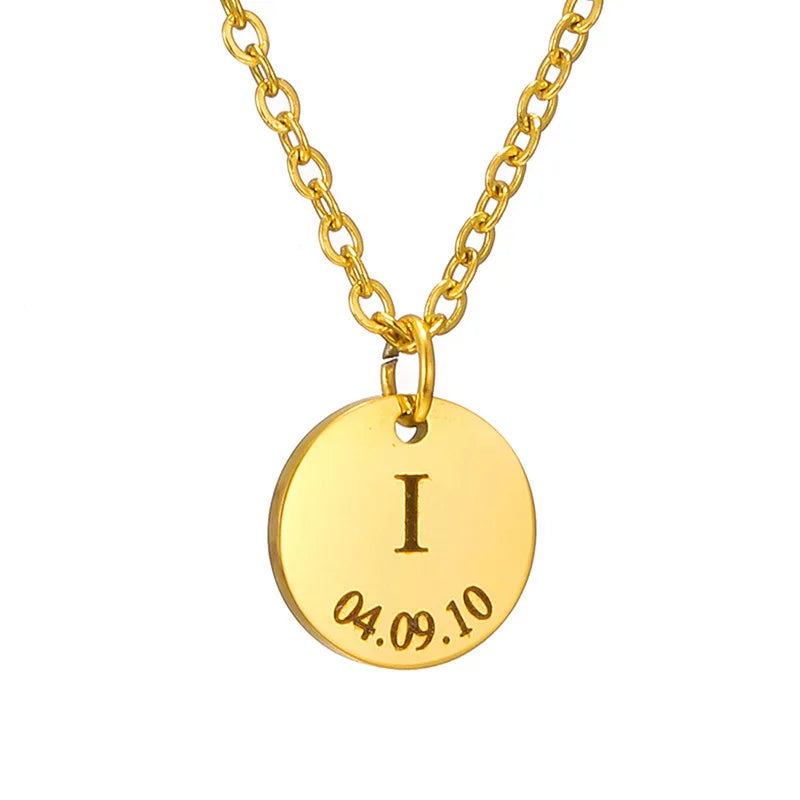 Qiuhan Stainless Steel Dropshipping Mothers Day & Wedding Gift Delicate Initial Disc Pendant Coin Necklace for Her