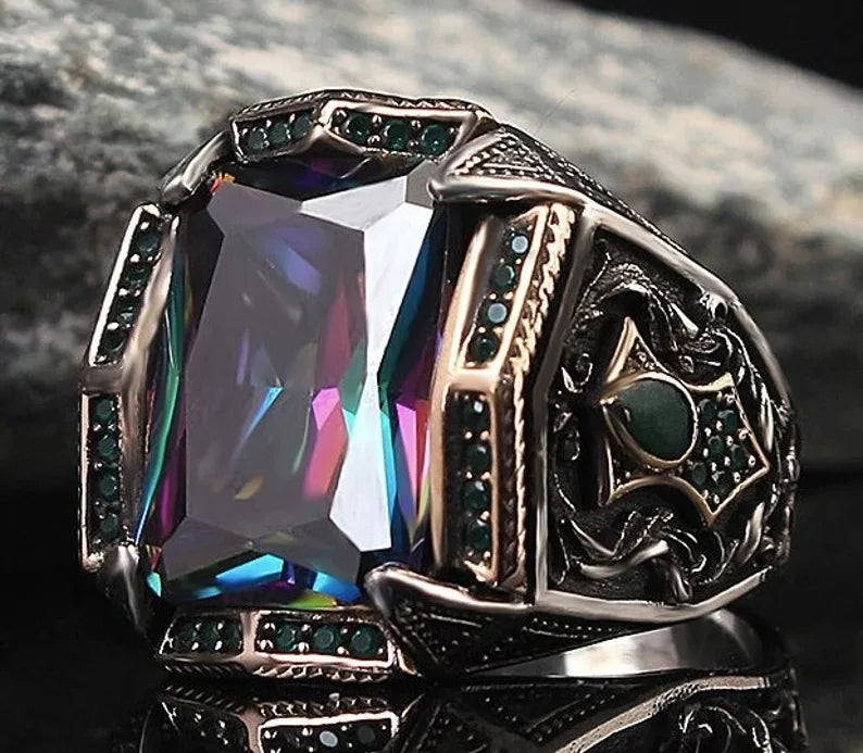 New Fashion Rings Jewelry European and American Vintage Punk Gothic Colorful Crystal Rings for Men