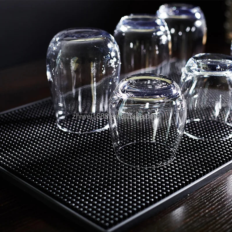 Bar Mat Factory Wholesale Eco-Friendly Bar Accessories Customized Logo Anti-slip Bear Mat PVC Rubber Bar Beer Mat